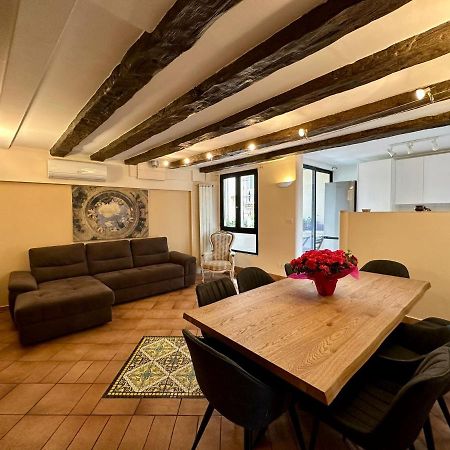 La Maison Di Trastevere Рим Экстерьер фото